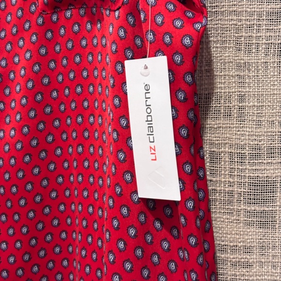 NWT Liz Claiborne Women's Red SZ L Blouse Top - Picture 5 of 13